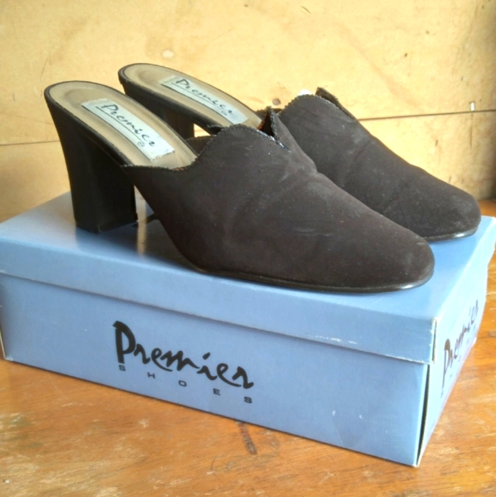 Woman's shoes